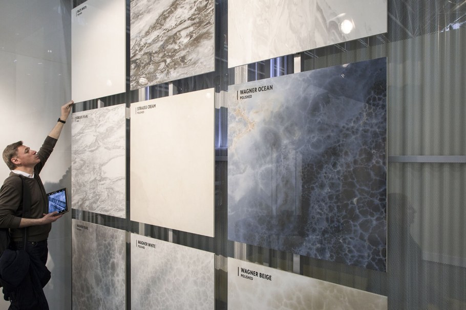 Крупноформатный керамогранит синий