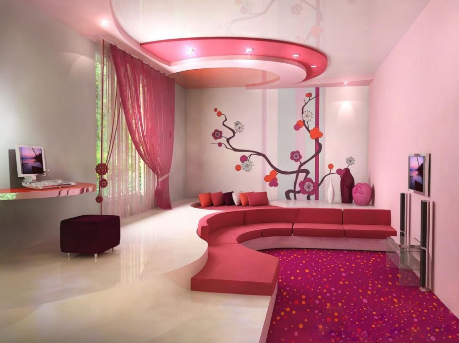 Розовый потолок в детской