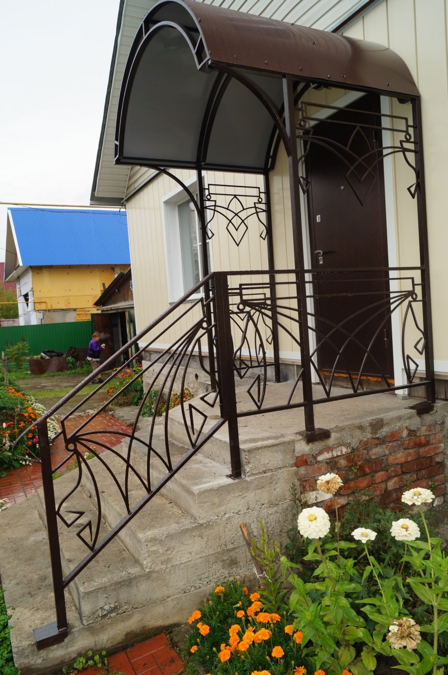 Кованые входные группы для частного дома