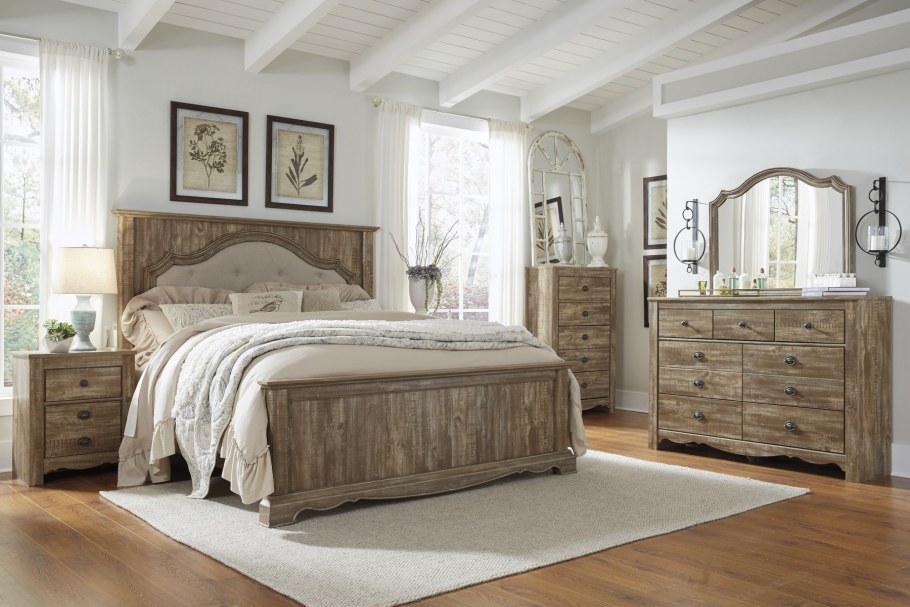 Спальный гарнитур в винтажном стиле