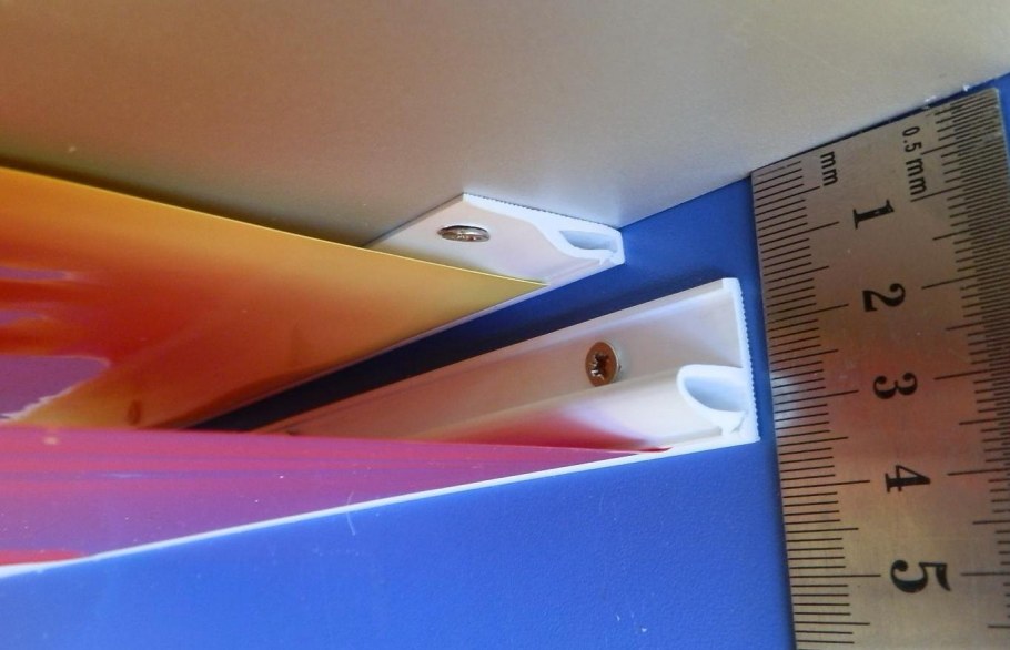 Профиль для натяжного потолка