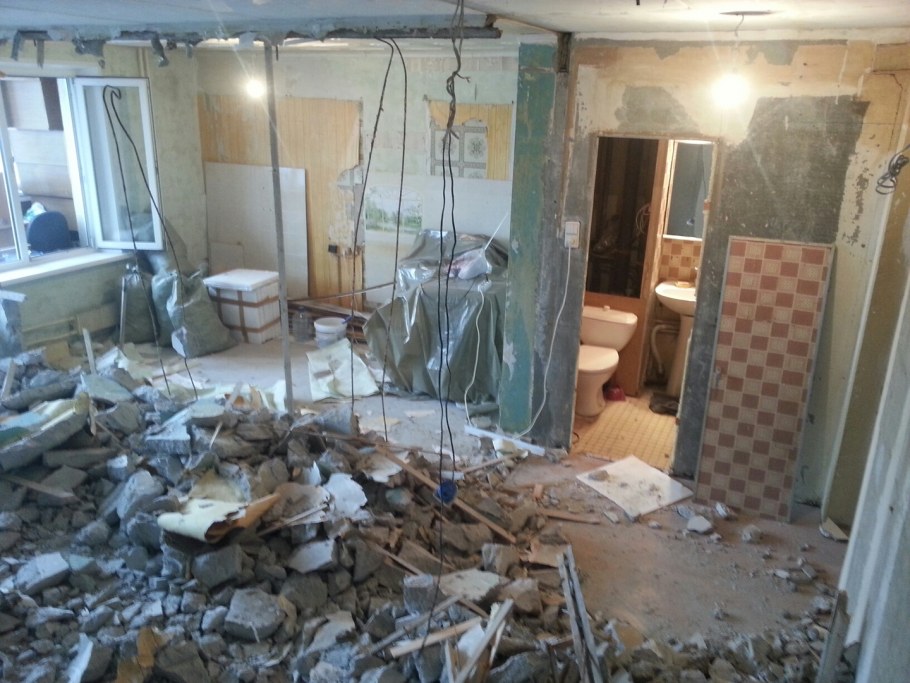 Демонтаж стен