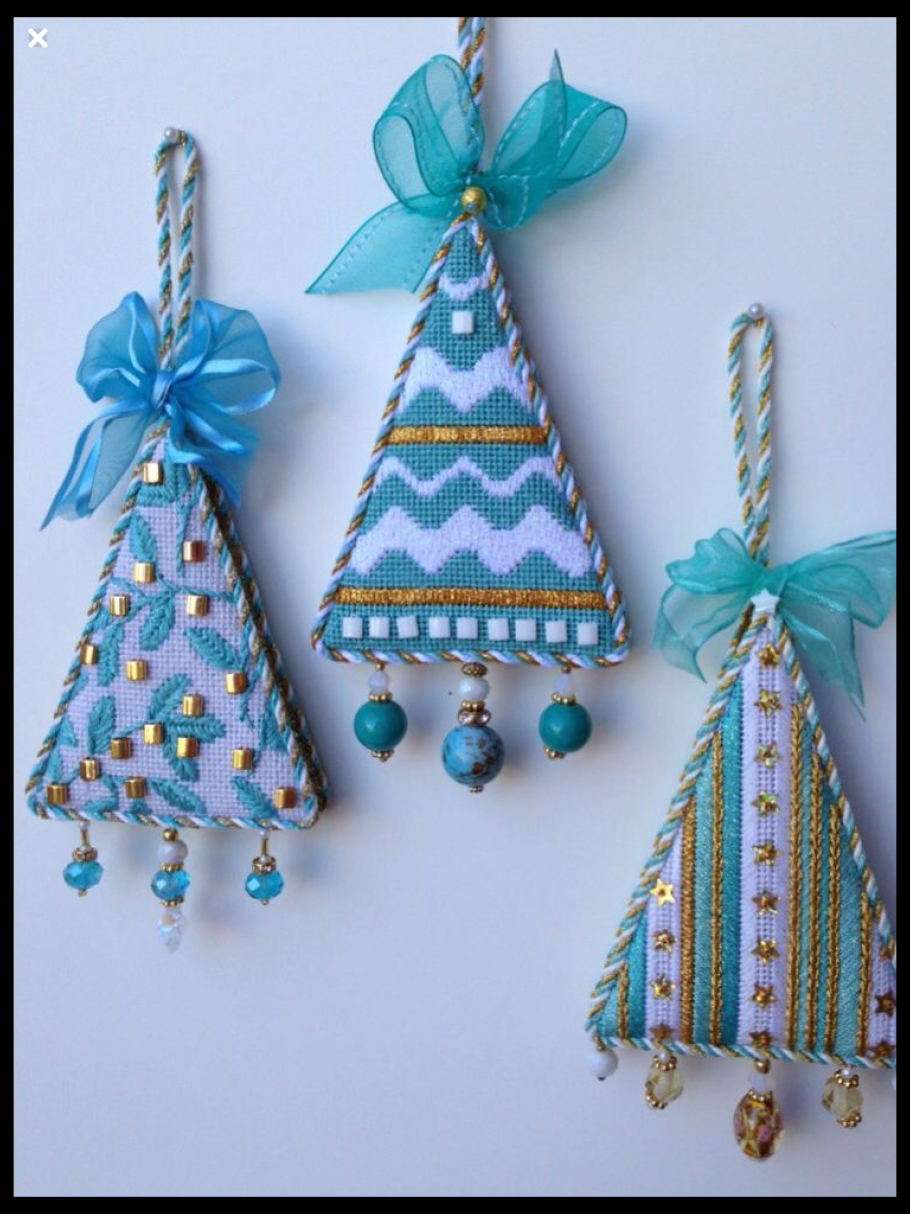 Украшения на елку из ткани