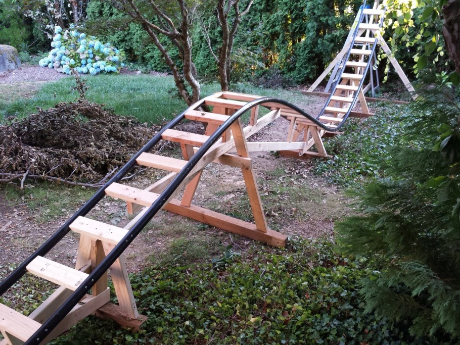 Горка своими руками для детей