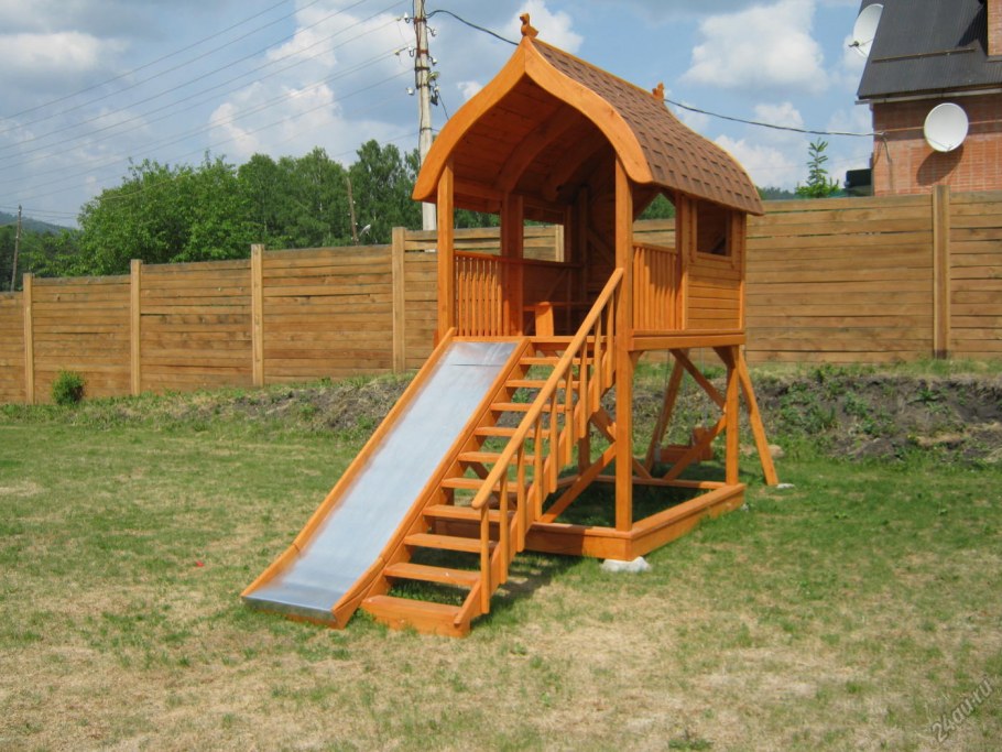 Детская горка для дачи