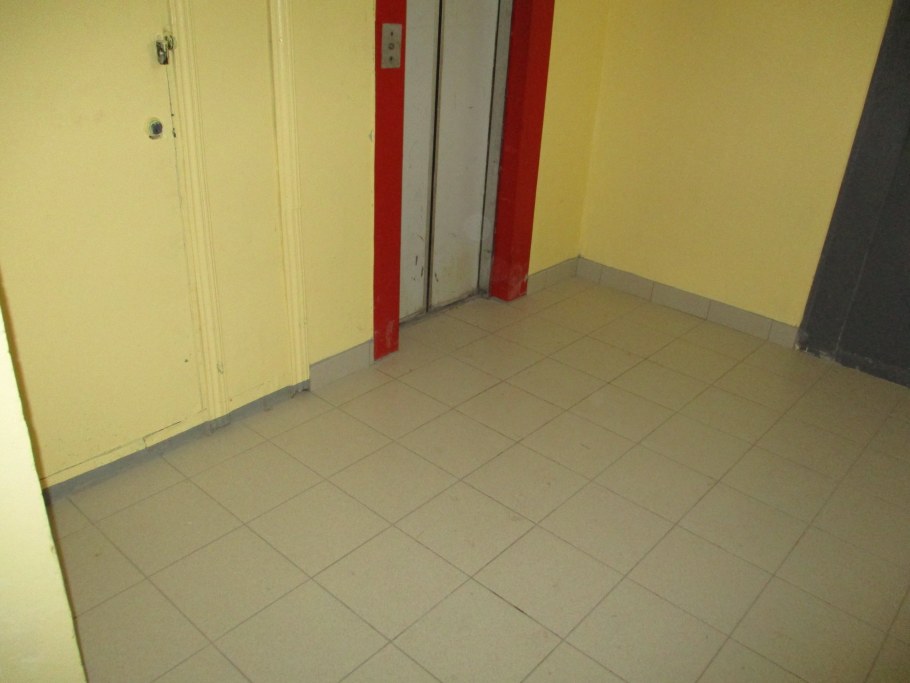 Керамогранитная плитка для подъездов