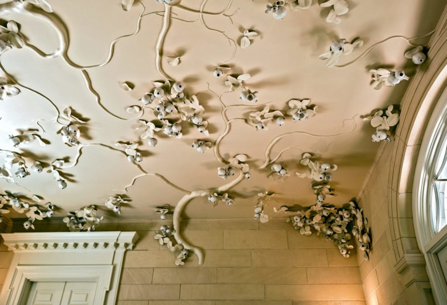 Декор потолка