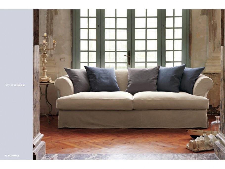 Диван без подлокотников с подушками