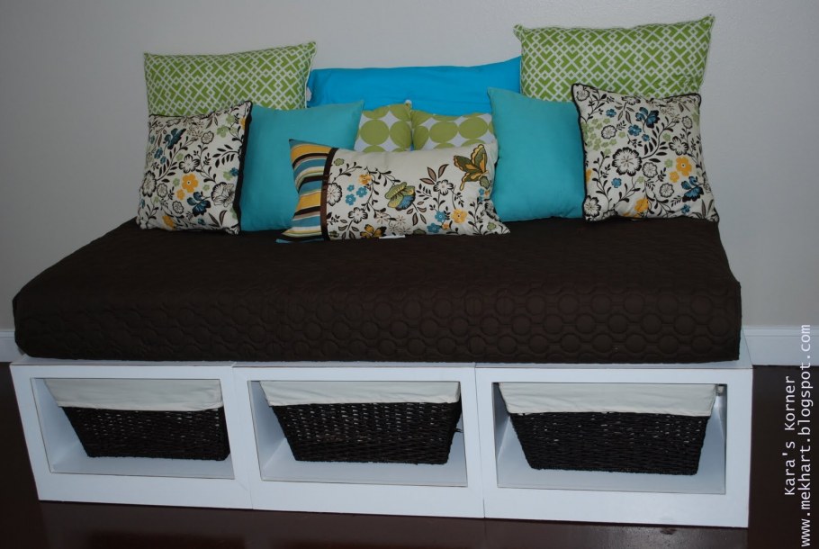 Удивительный диван 2012