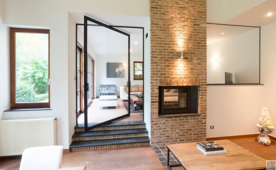 Необычные двери межкомнатные