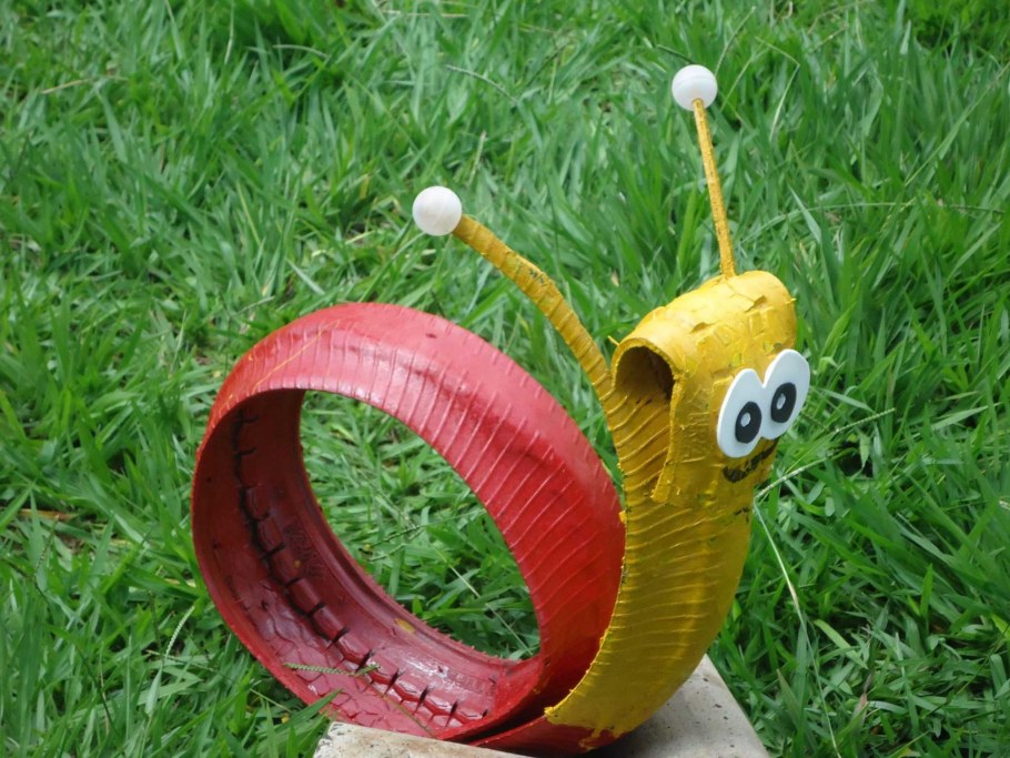 Улитка из покрышек