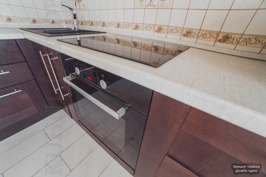 Примыкание столешницы к фартуку