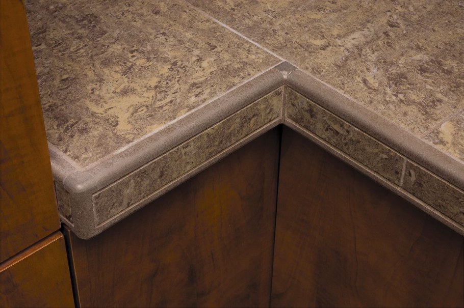 Внешний уголок для керамической плитки