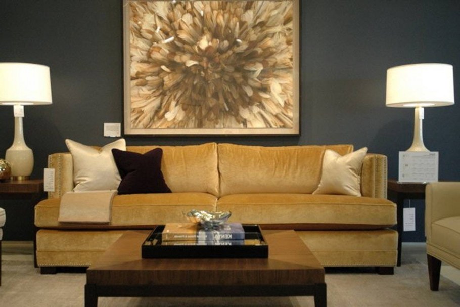 Гостиная в желто коричневом цвете