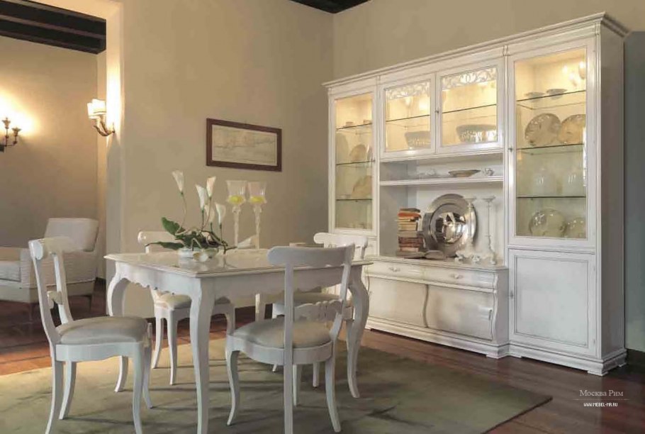 Кухня в стиле Неоклассика с буфетом