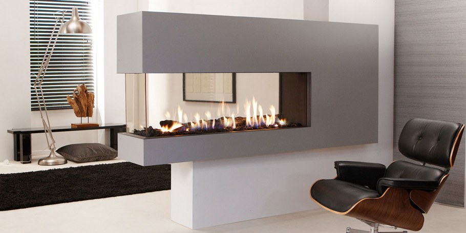 Стена с камином и телевизором