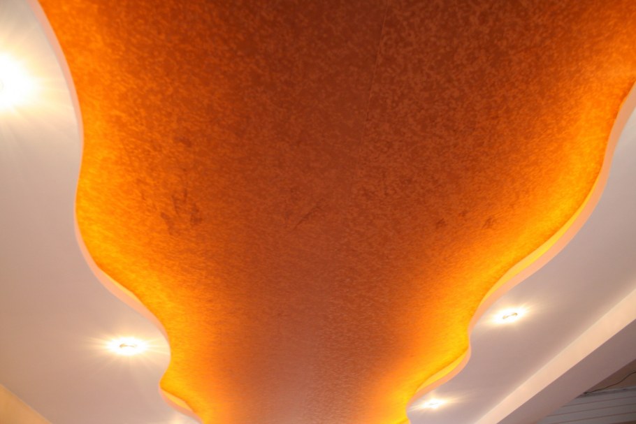 Тканевый натяжной потолок