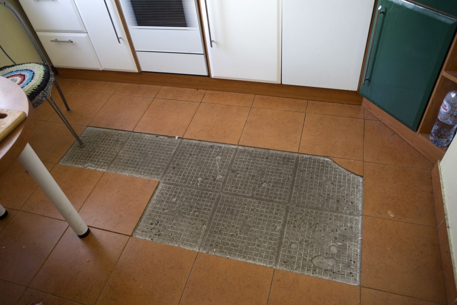 Укладка кафельной плитки