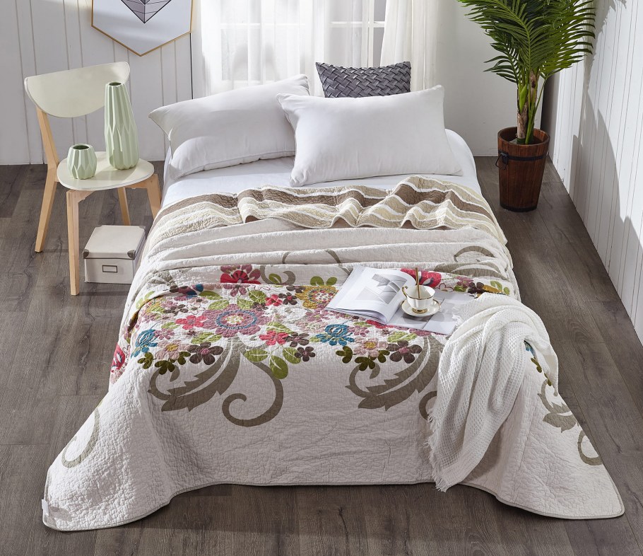 Лоскутное одеяло с оленями