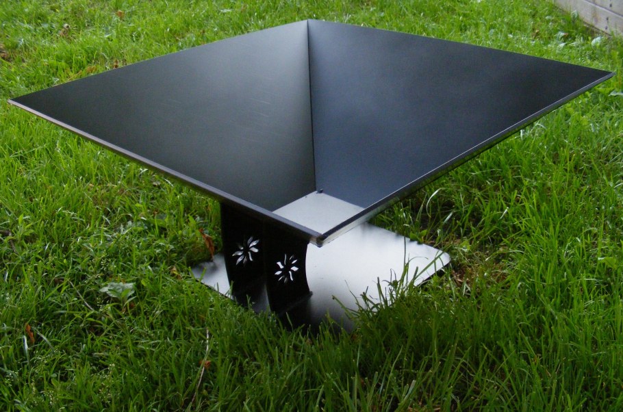 Дно костровой чаши