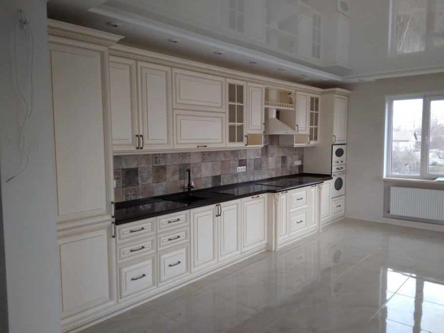 Классика белой кухни в Омске