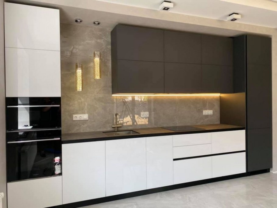 Ручка gola с фасадами Феникс