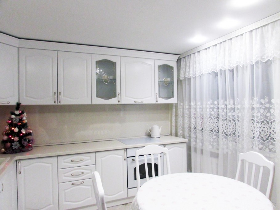 Латунные фасады для кухни