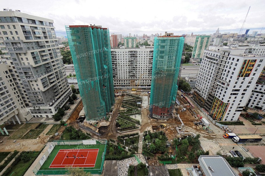 Wellton Park ночью