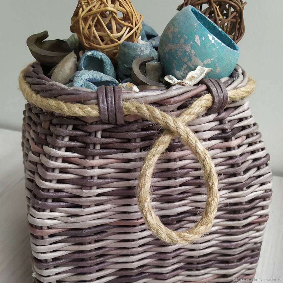 Декор стеллажа