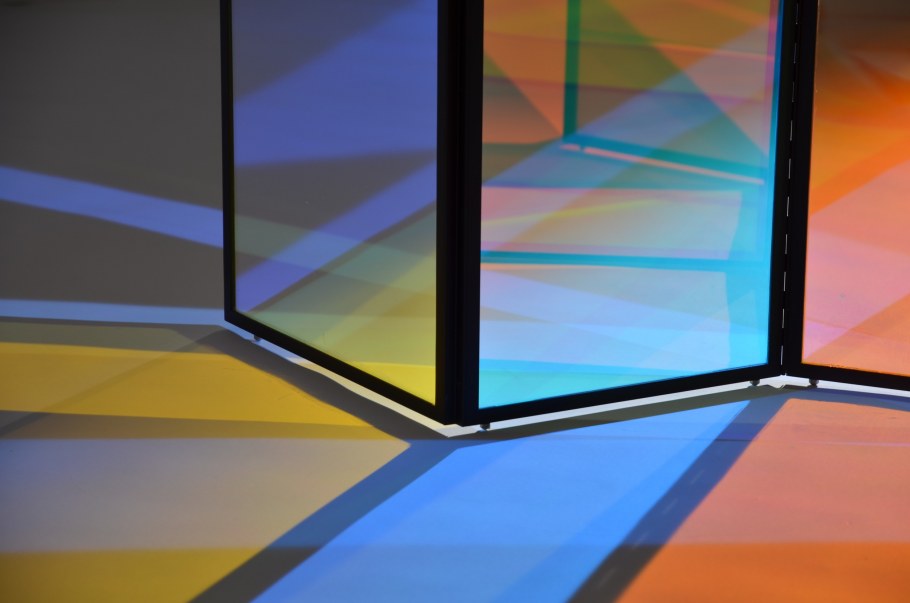 Увиолевое стекло