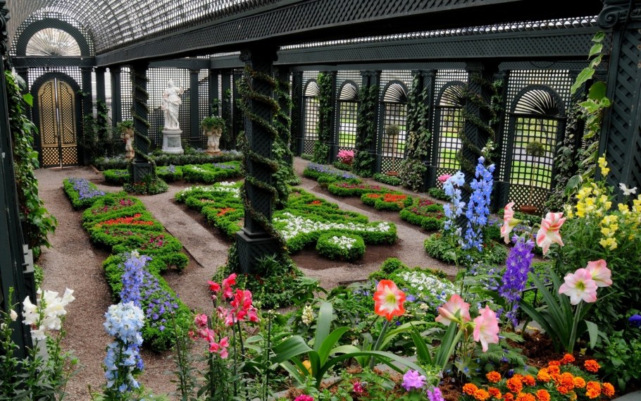 Партер клумба