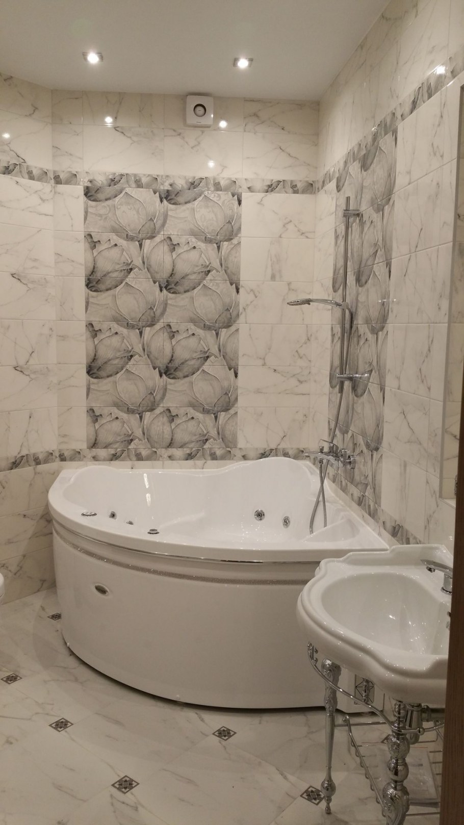 Керамическая плитка equipe Scale Hexagon White Matt 11x12