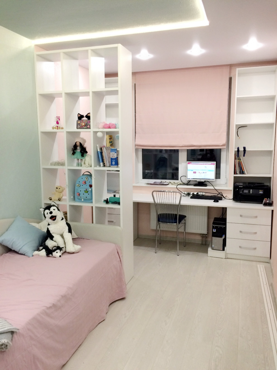 Детские встроенные столы