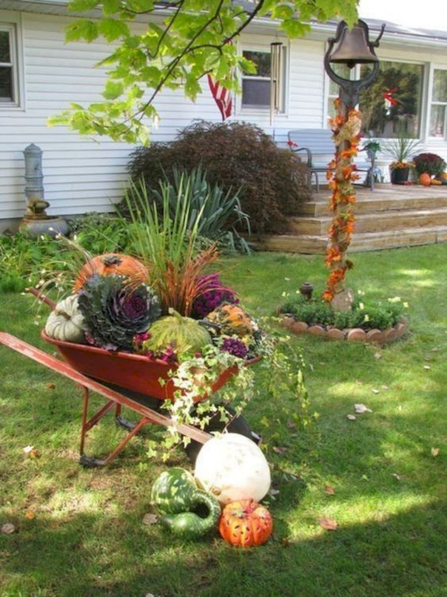 Украшаем свой двор