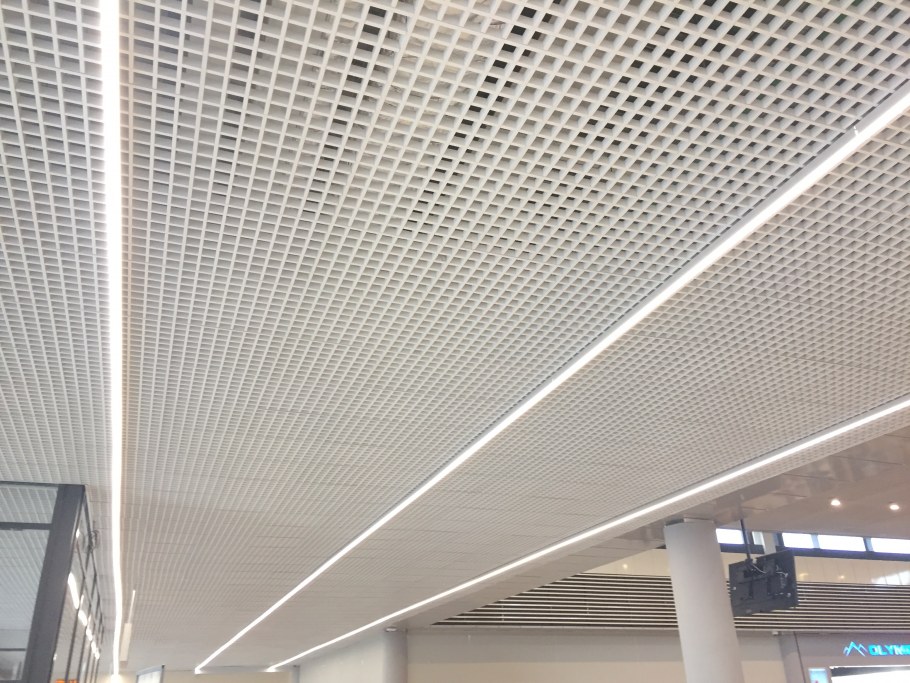 Окраска потолков Грильято процесс