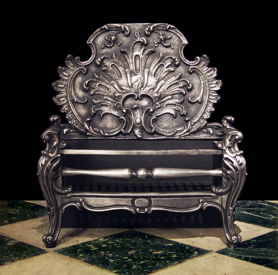 Антикварные вещицы рококо