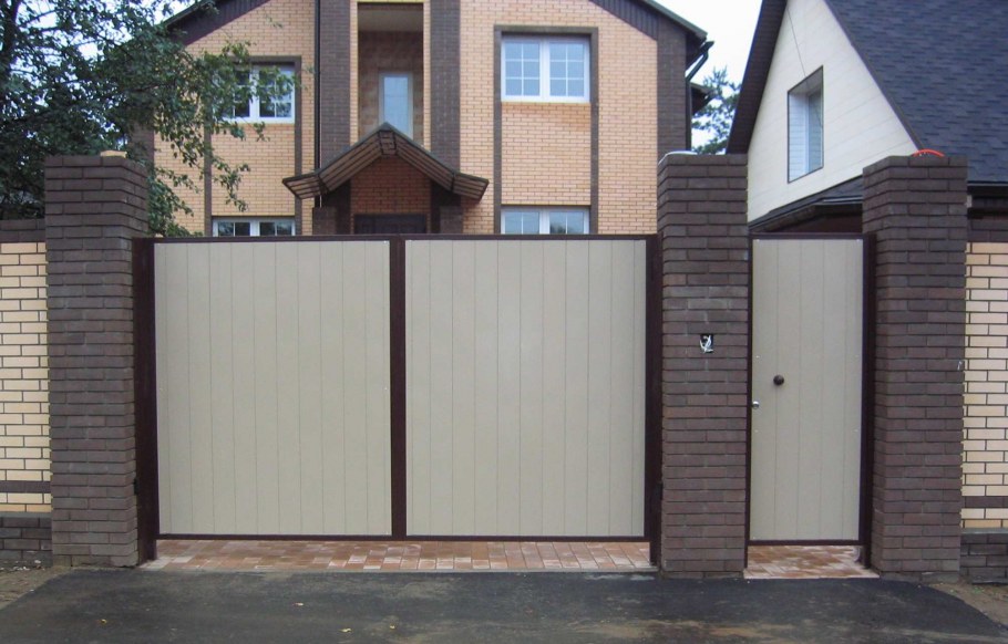 Красивые заборы из кирпича