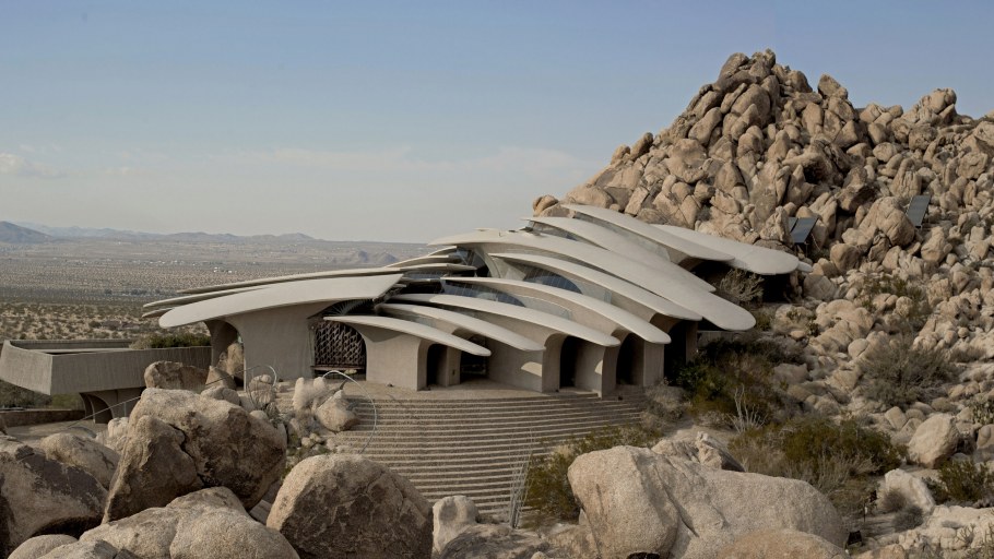 The High Desert House, США