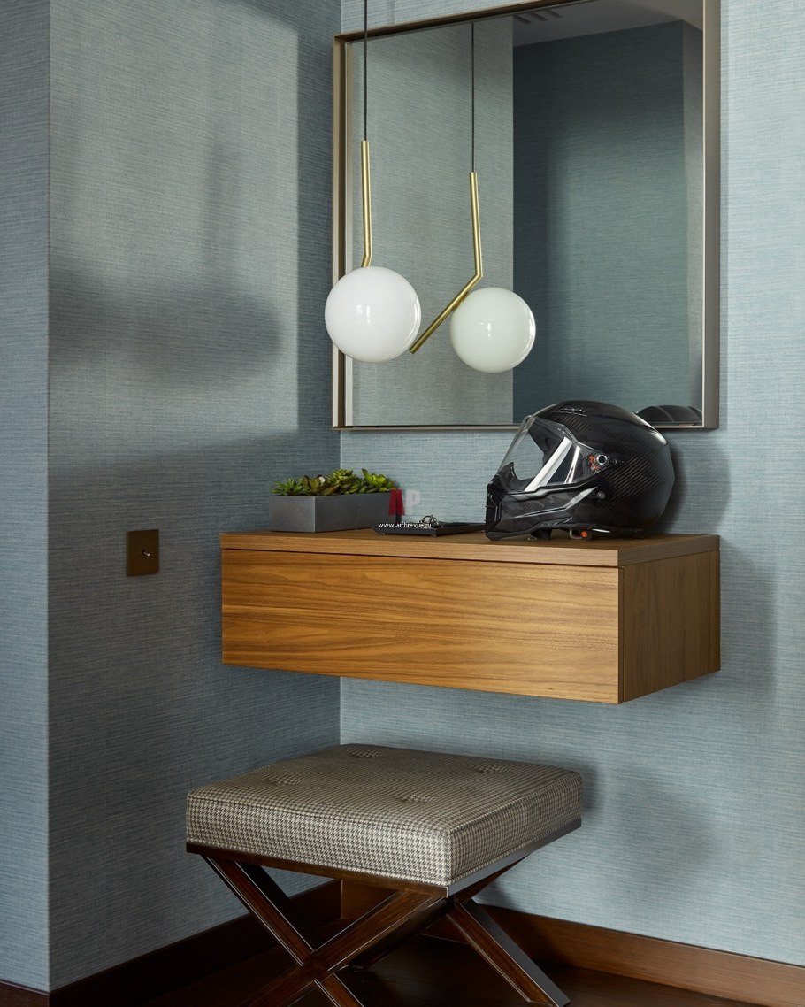 Зеркало в скандинавском стиле в прихожую