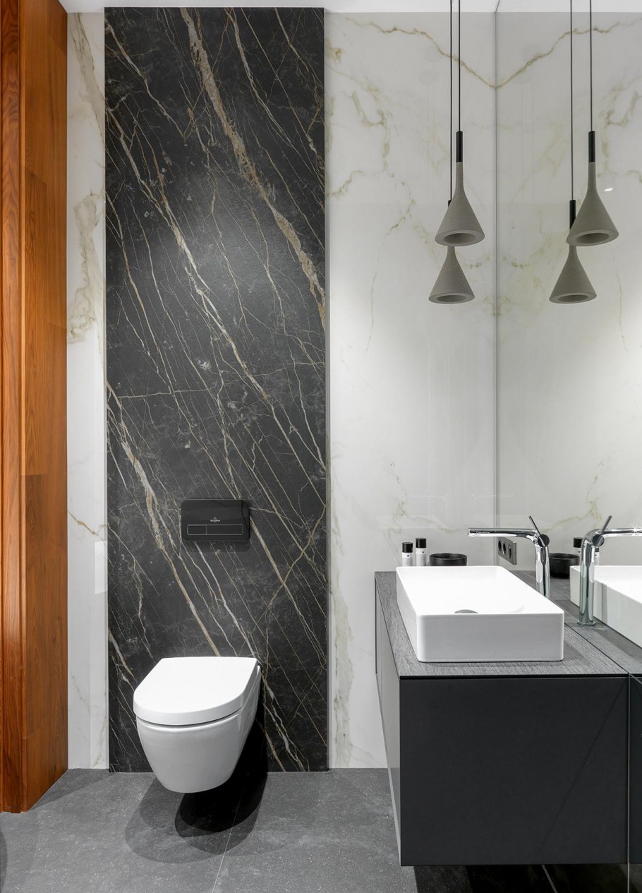 Крупноформатная плитка в санузле