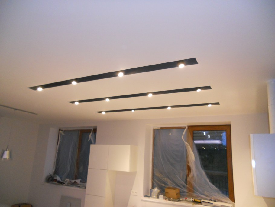 Светильники в нише