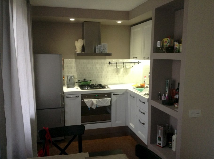 Кухня в 467 двушку с балконом