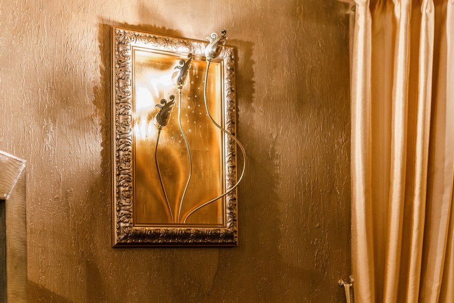 Золотой и медный декор в интерьере