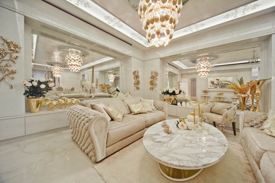 Богатый интерьер современный