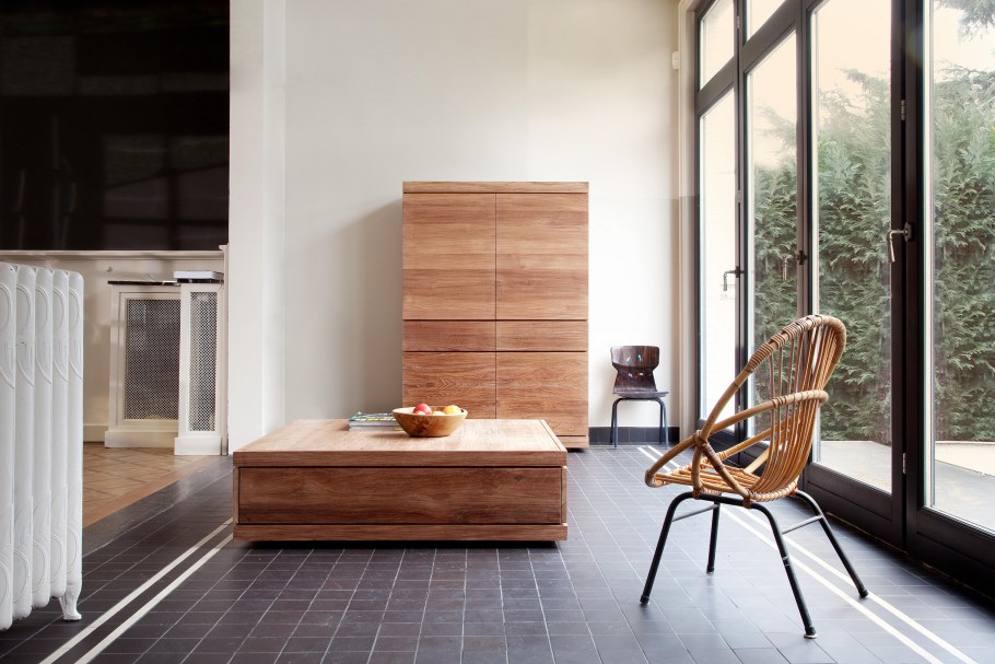 Убираться в комнате