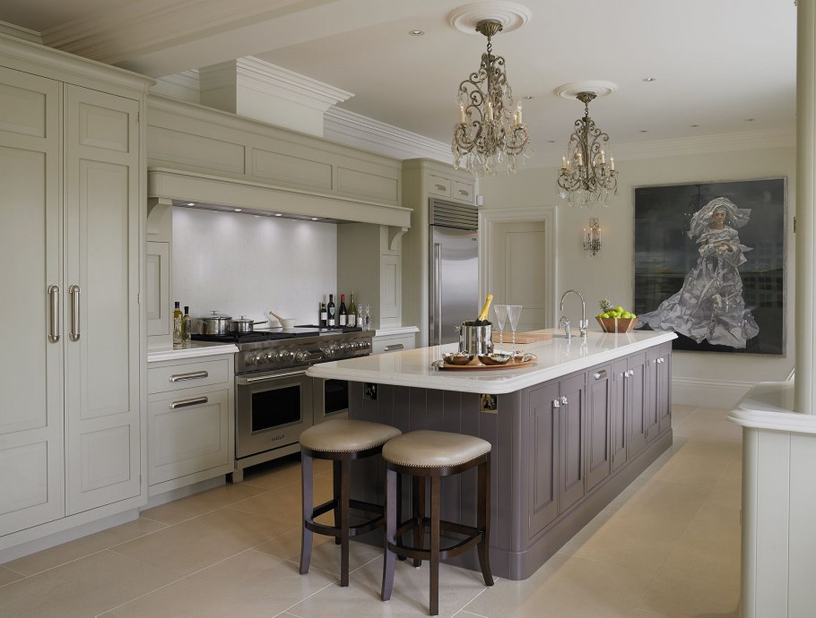 Кухонный остров Неоклассика