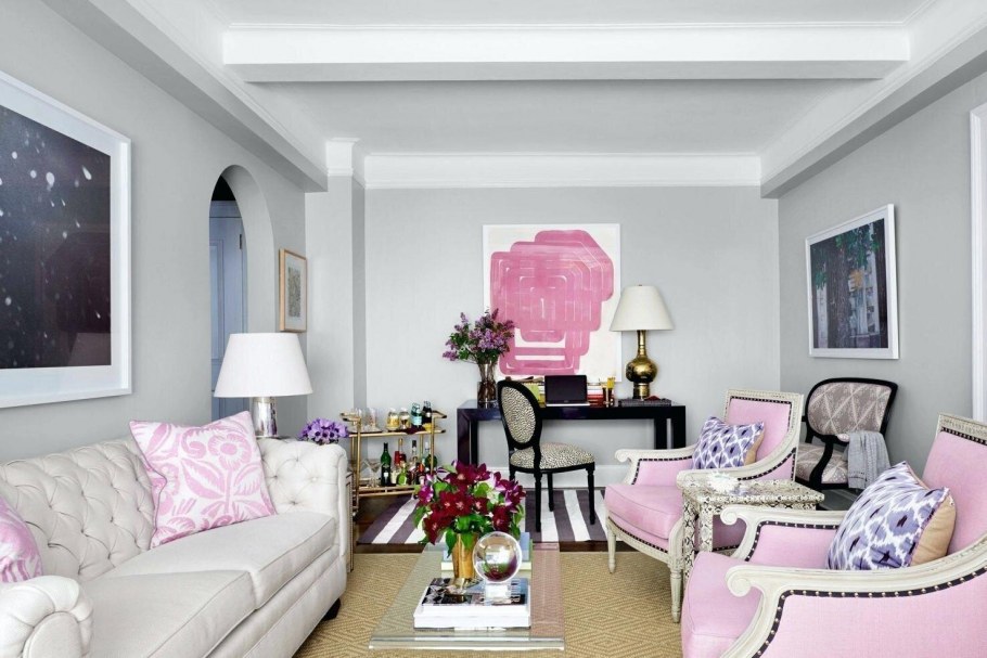 Интерьер Ома в серо-Розовыйъ цветах