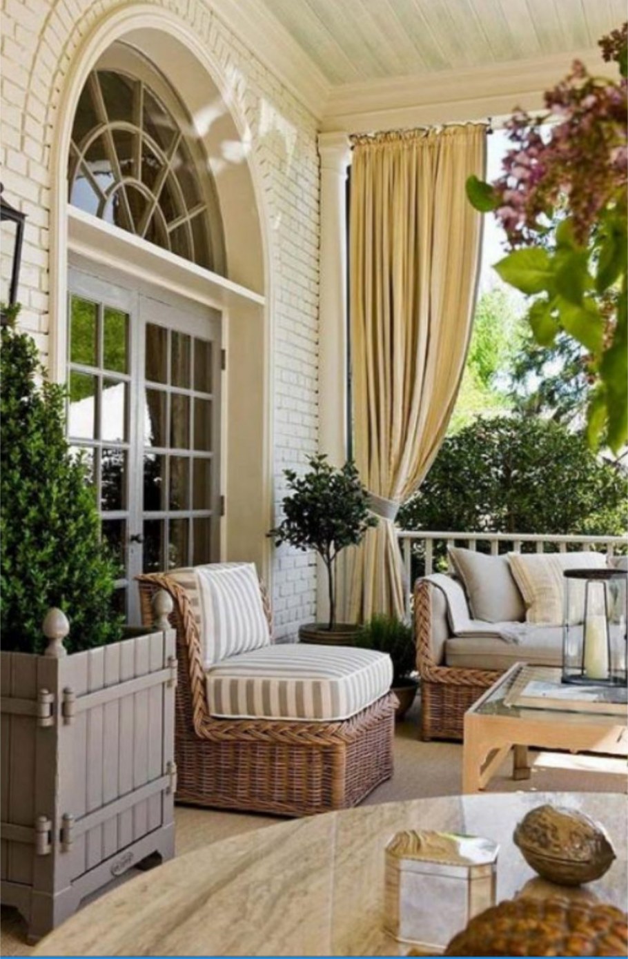 Дизайн треугольного балкона