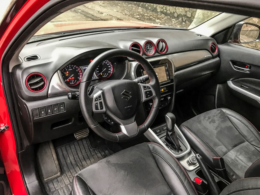 Судзуки Витара салон