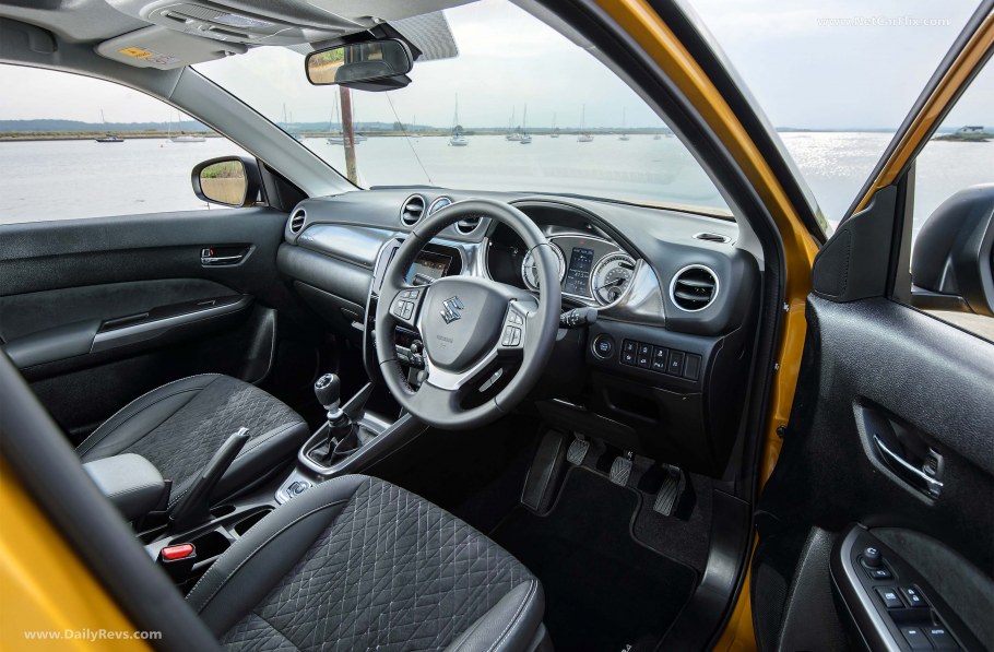 Сузуки Гранд Витара 2012 салон
